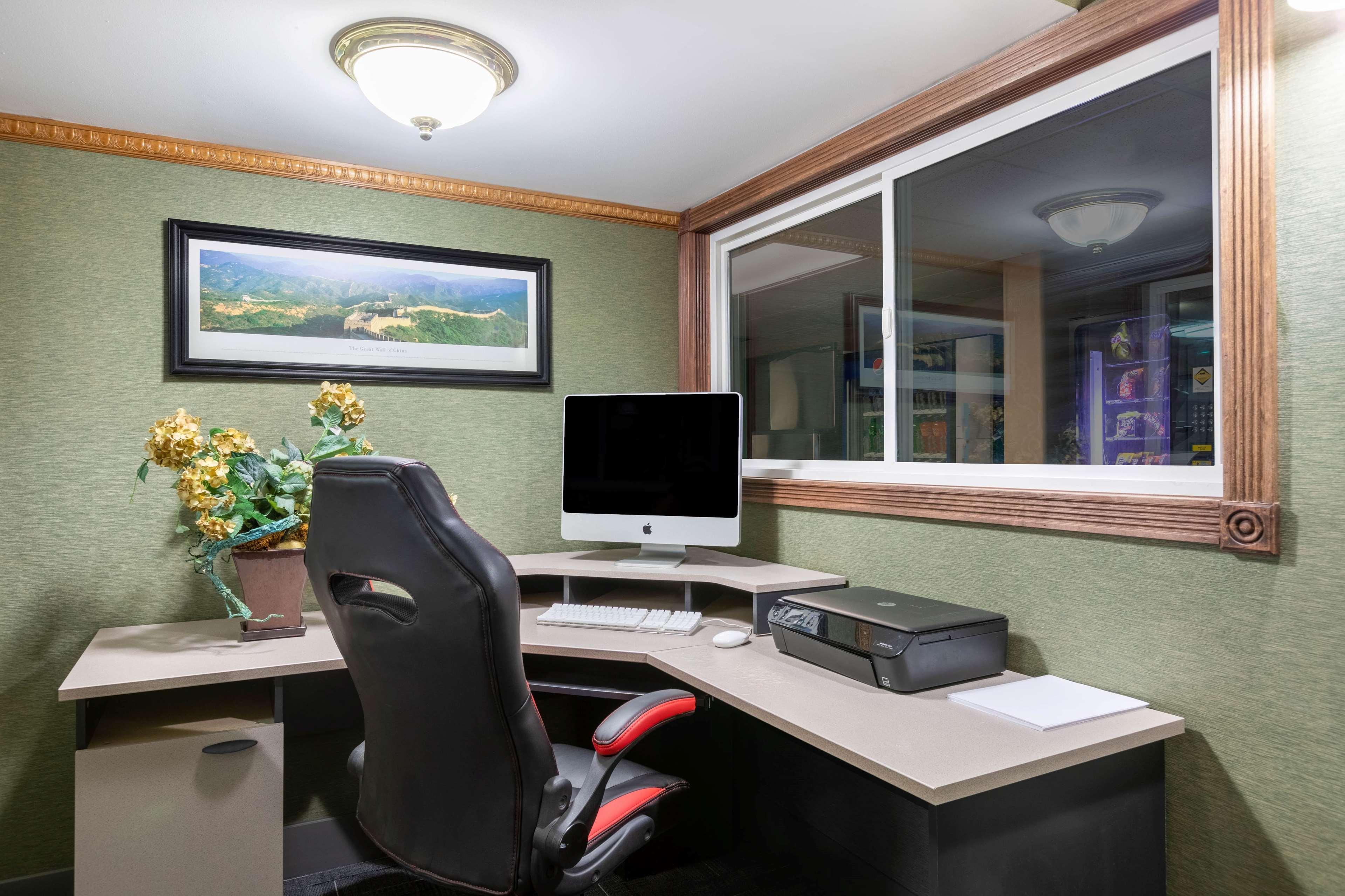 Howard Johnson By Wyndham 3*